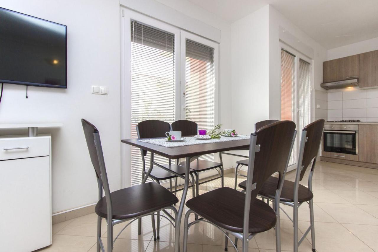Apartments Lenija Ядрия Экстерьер фото