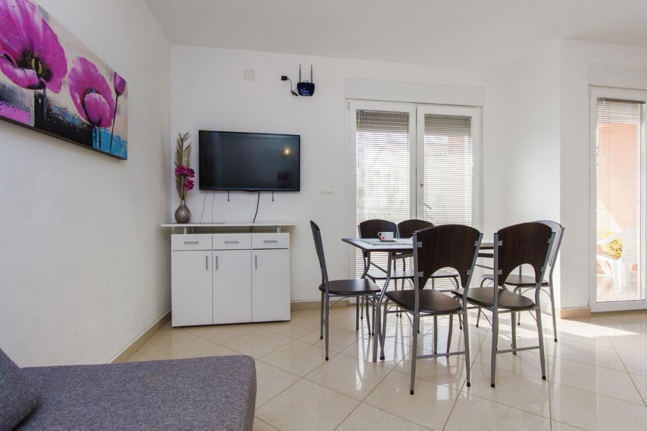 Apartments Lenija Ядрия Экстерьер фото