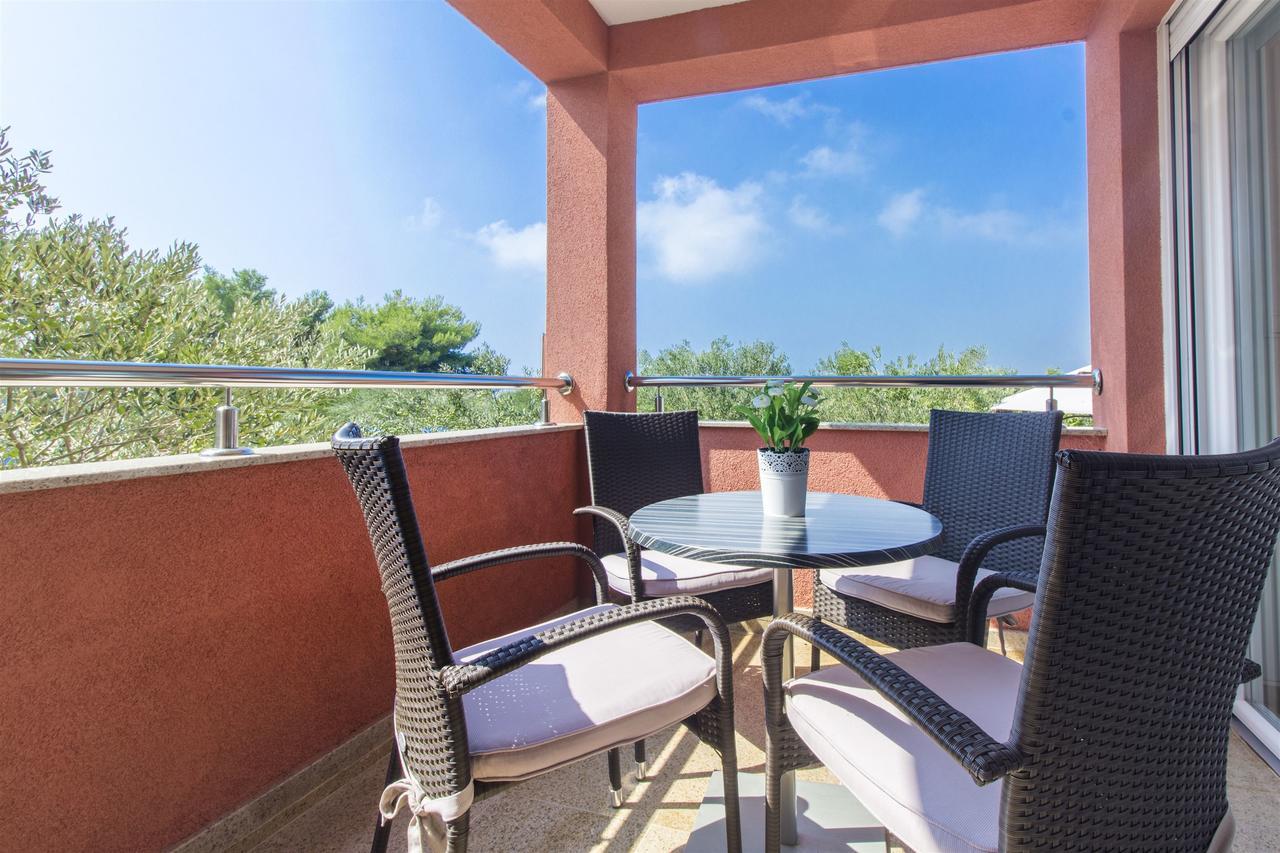 Apartments Lenija Ядрия Экстерьер фото